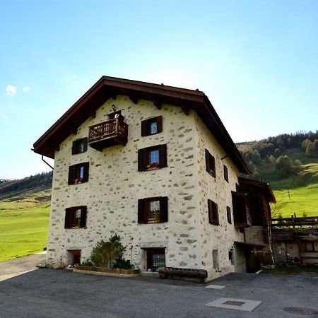 Mountain Chalet Milly Ливиньо Экстерьер фото